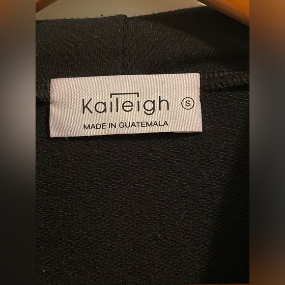 EUC Kaileigh Joanna Chevron ColorBlock Knit Hoodie Top - Picture 6 of 8